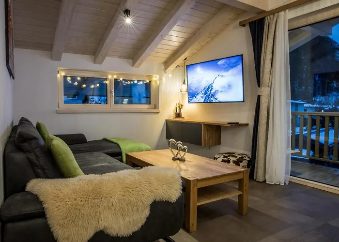 Haus Lukic شقة كابرون